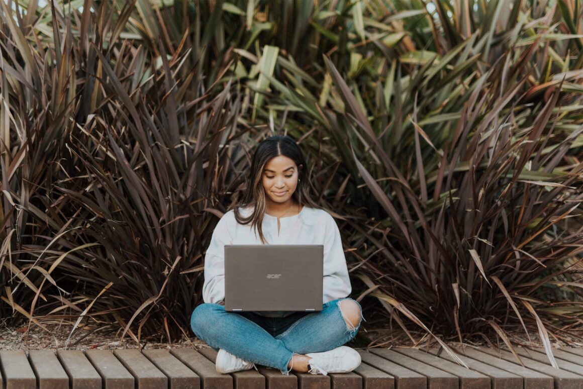 passive income ideas for students